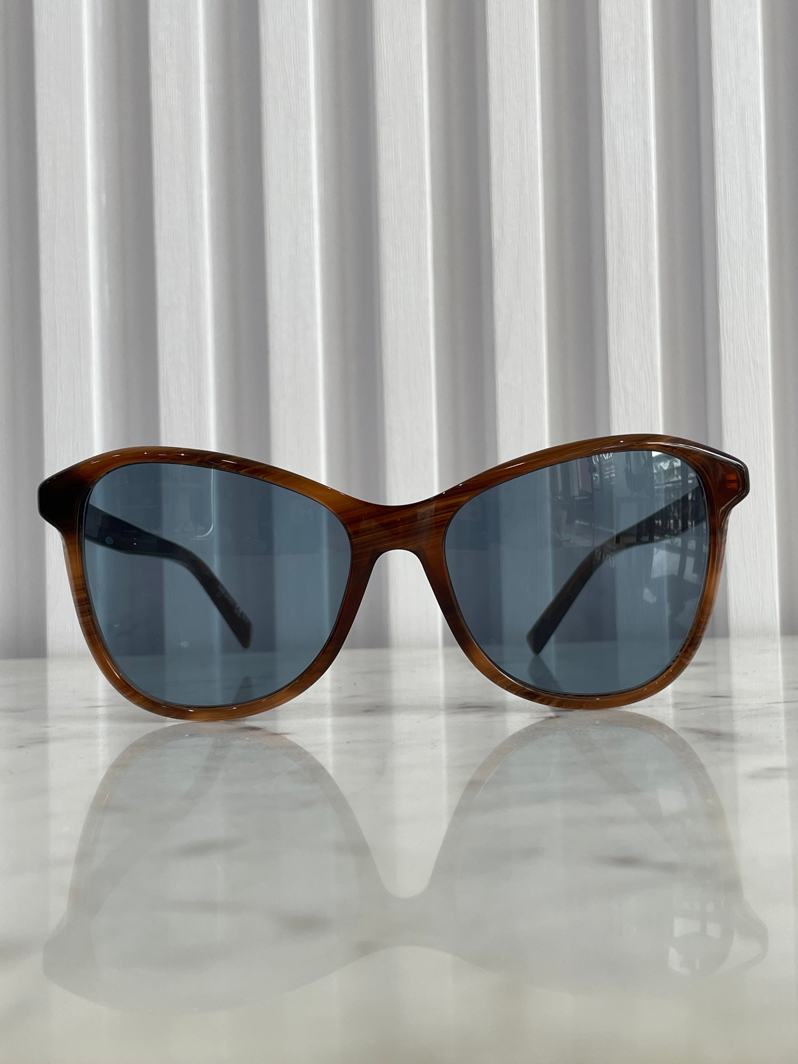 Gradient Brown Horn Sunglasses