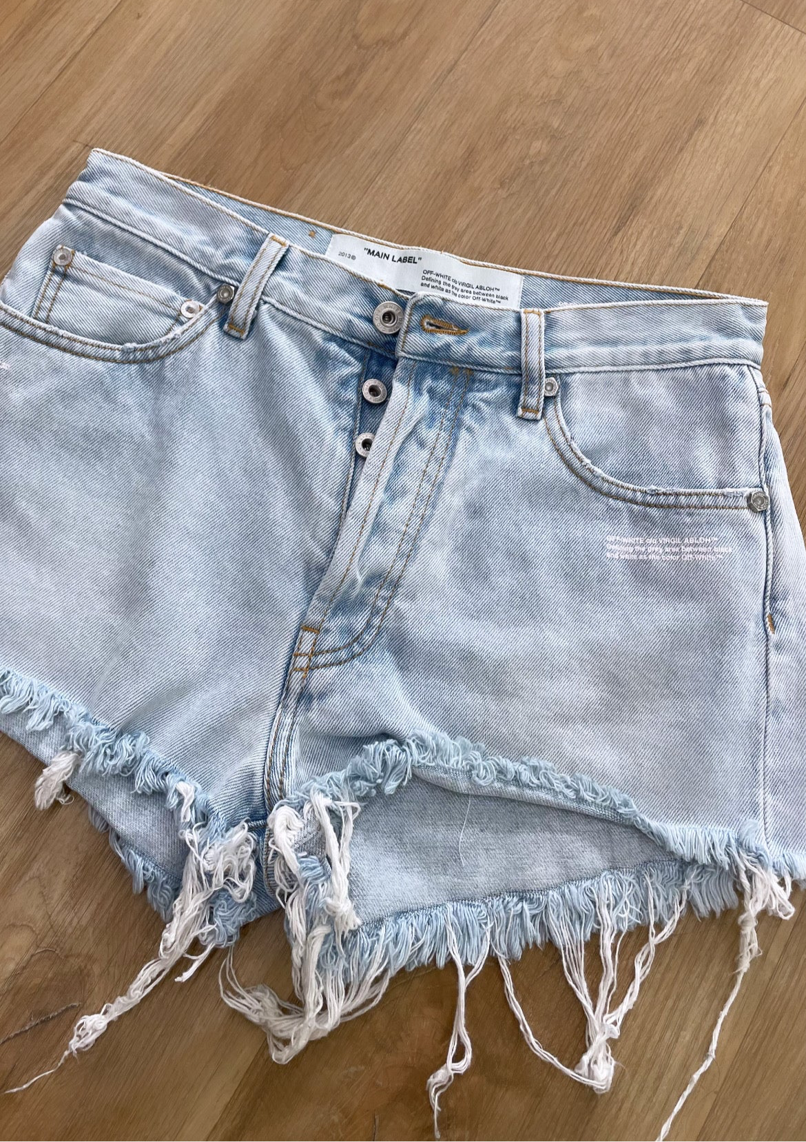 Frayed-edge Denim Shorts