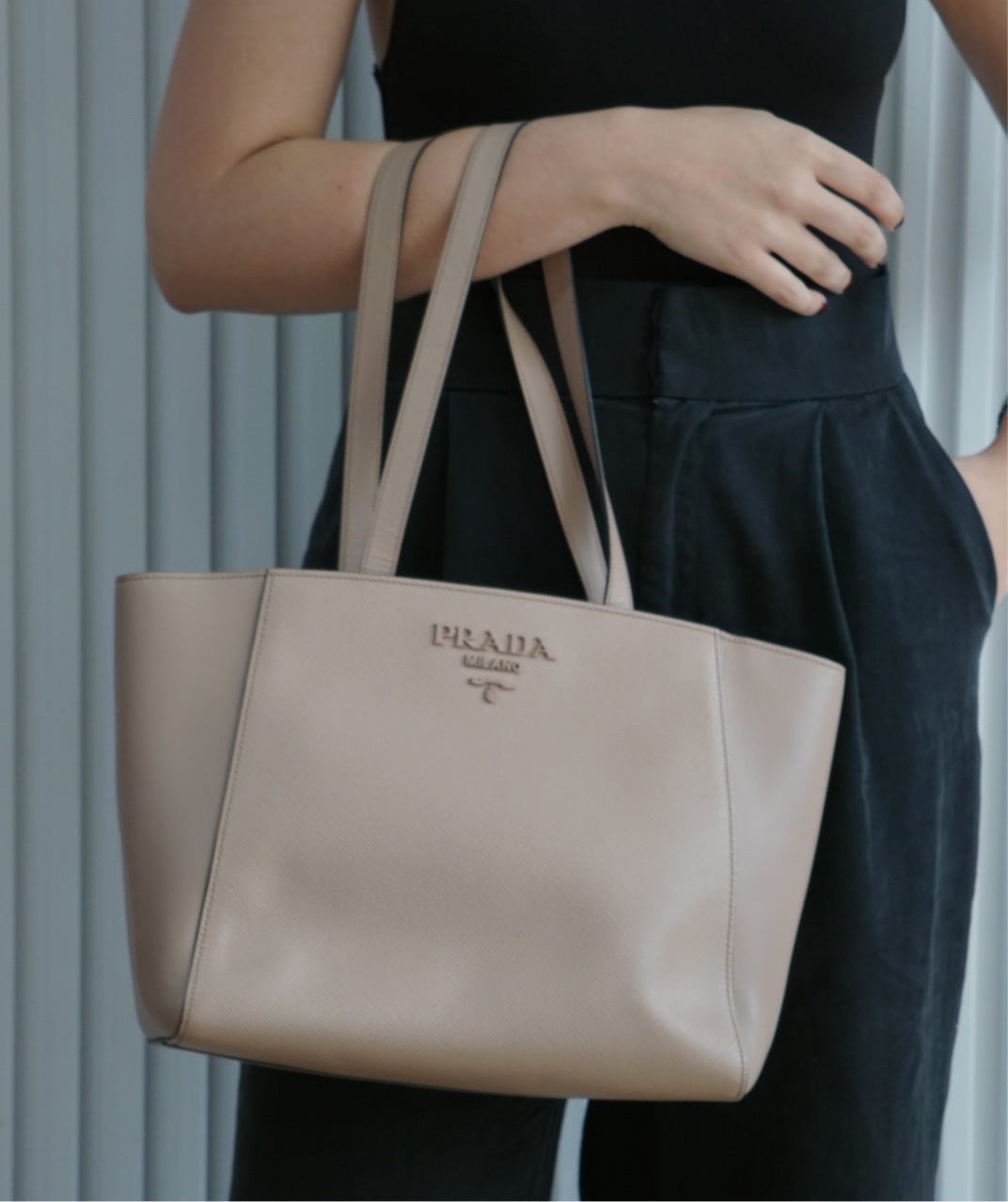 Logo Medium Tote Bag